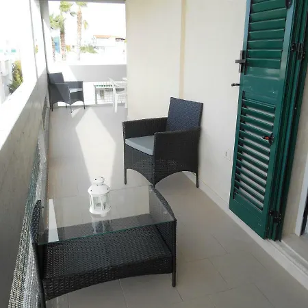 Casa Le Vele Baia Ferienhaus